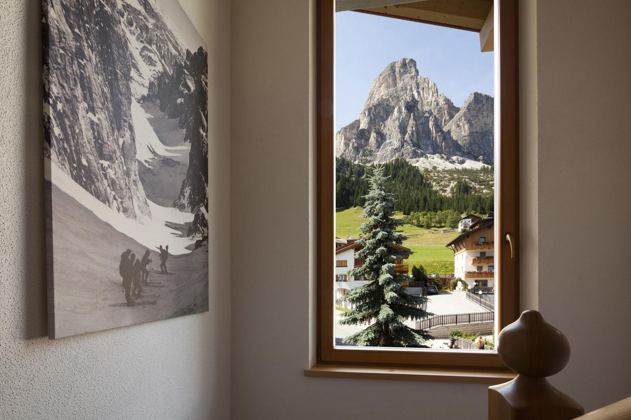 Hotel Christian Corvara In Badia Eksteriør bilde
